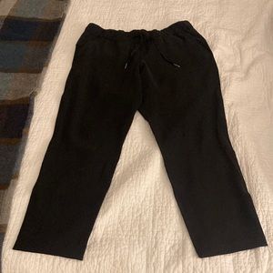 Lululemon On The Fly 7/8 pant